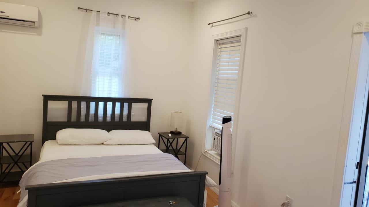 Gorgeous Victorian House!! Entire Suite In Sam'S Home นิวยอร์ก ภายนอก รูปภาพ