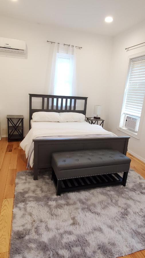 Gorgeous Victorian House!! Entire Suite In Sam'S Home นิวยอร์ก ภายนอก รูปภาพ