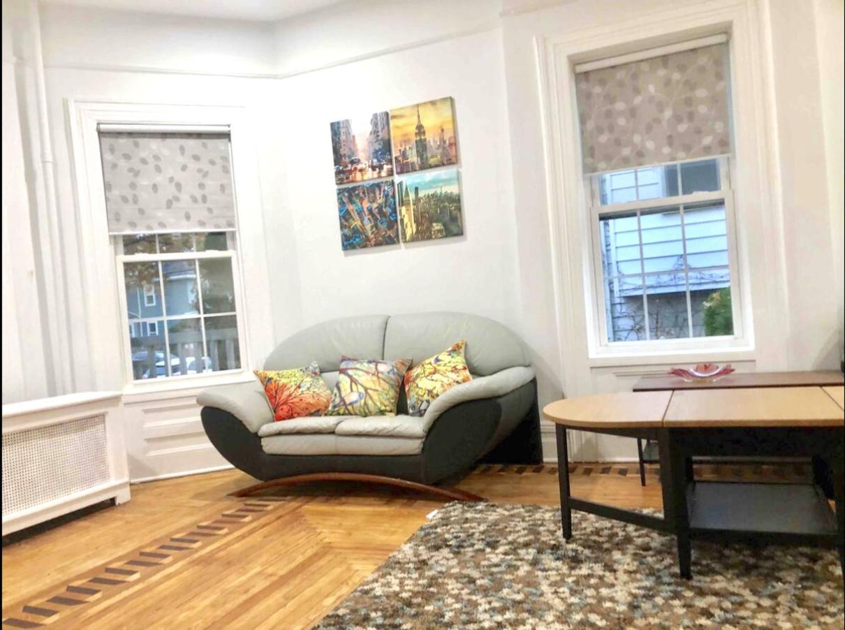Gorgeous Victorian House!! Entire Suite In Sam'S Home นิวยอร์ก ภายนอก รูปภาพ
